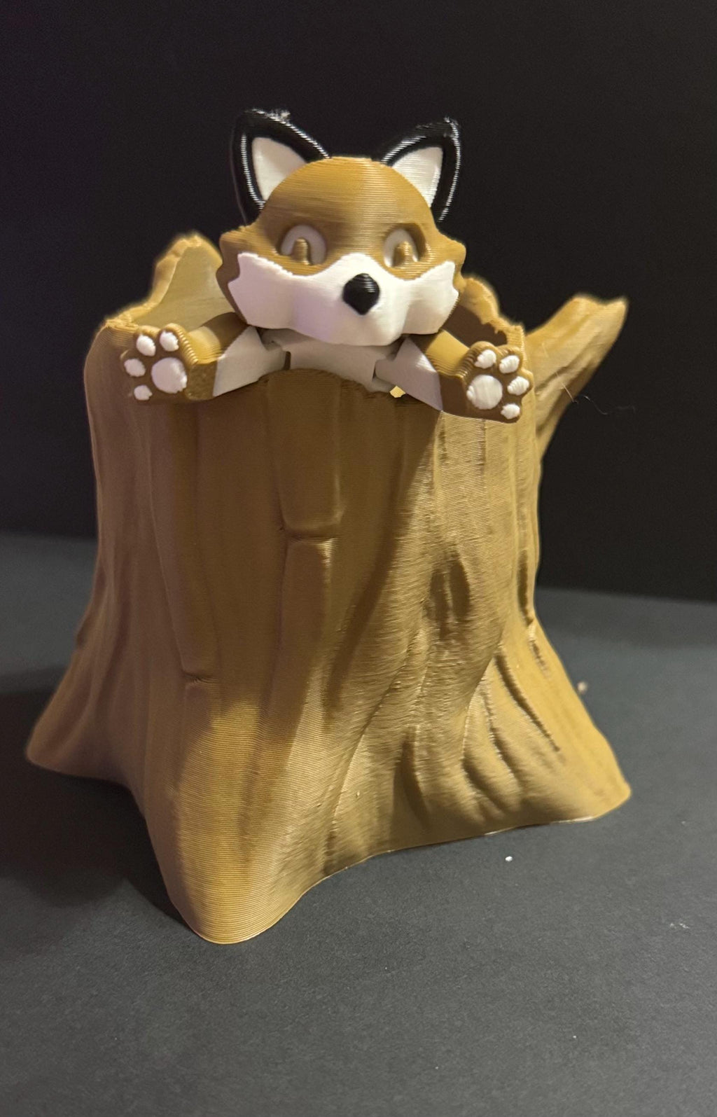 3D-Printed Fox with Tree stump - Trash Can - 3D Printed Articulated Fox – Trash fox Fidget-Friendly – Perfect Gift! - KV3D Designs