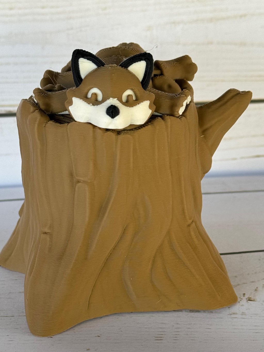 3D-Printed Fox with Tree stump - Trash Can - 3D Printed Articulated Fox – Trash fox Fidget-Friendly – Perfect Gift! - KV3D Designs